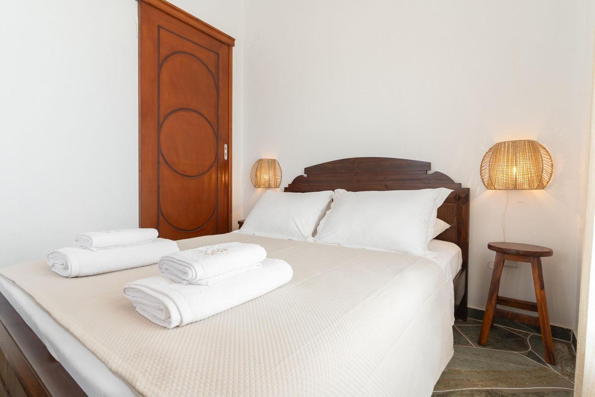 Mirsini Apartments In Sifnos Vathi  Exterior photo