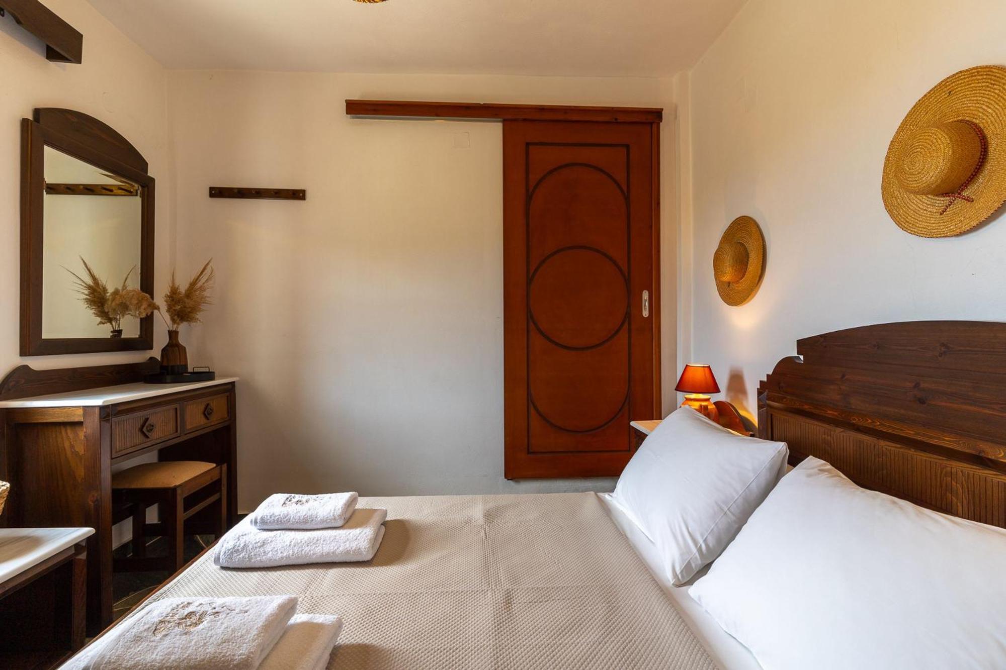 Mirsini Apartments In Sifnos Vathi  Exterior photo