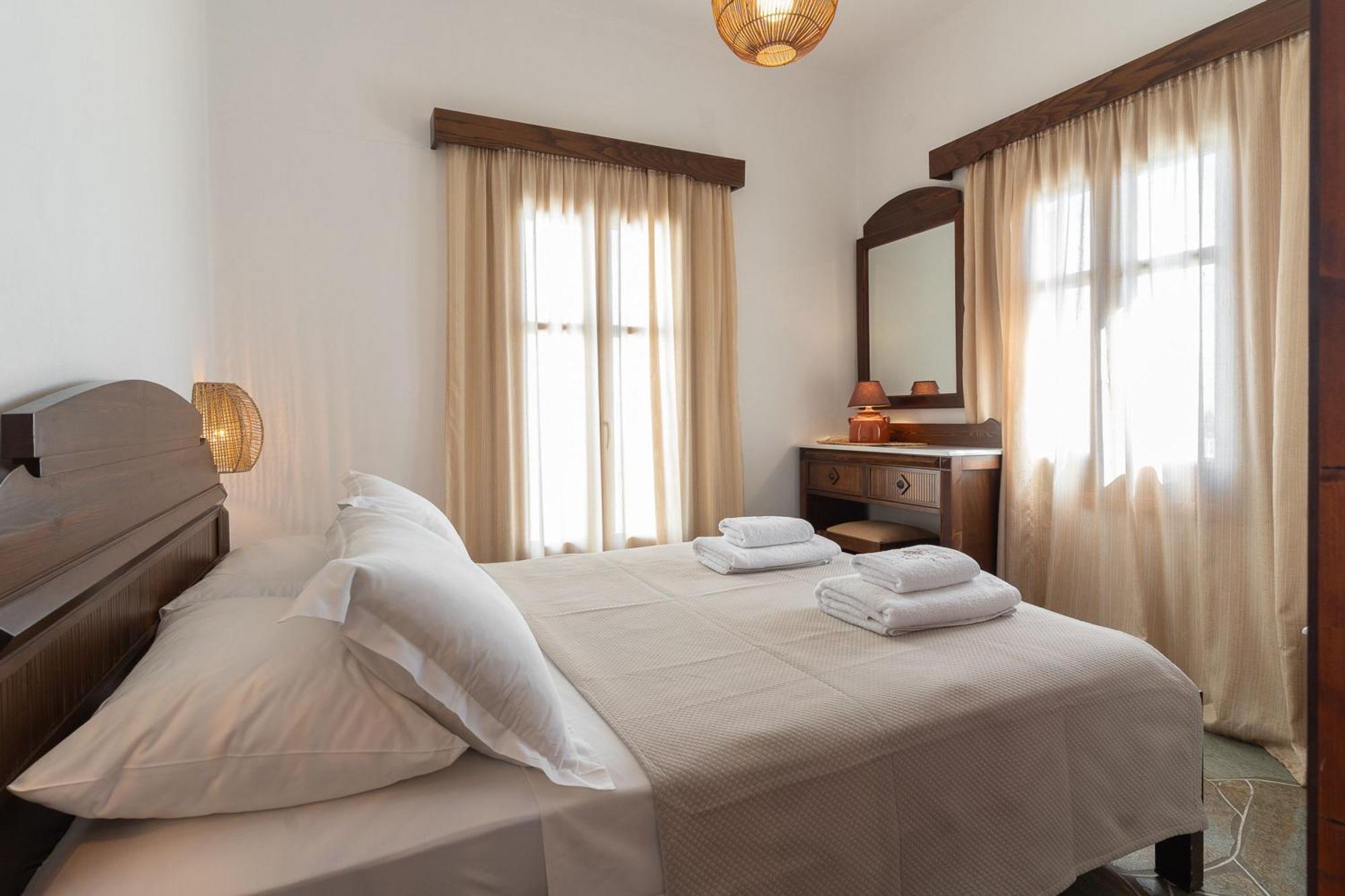 Mirsini Apartments In Sifnos Vathi  Exterior photo