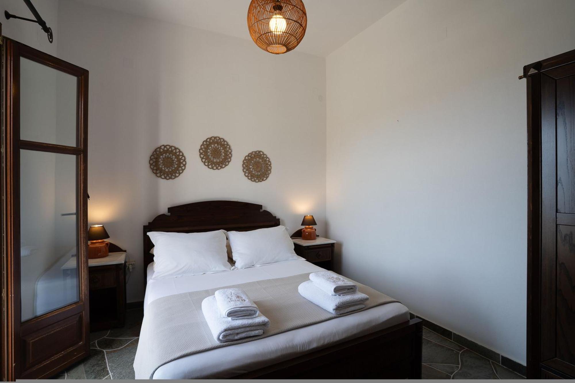 Mirsini Apartments In Sifnos Vathi  Exterior photo