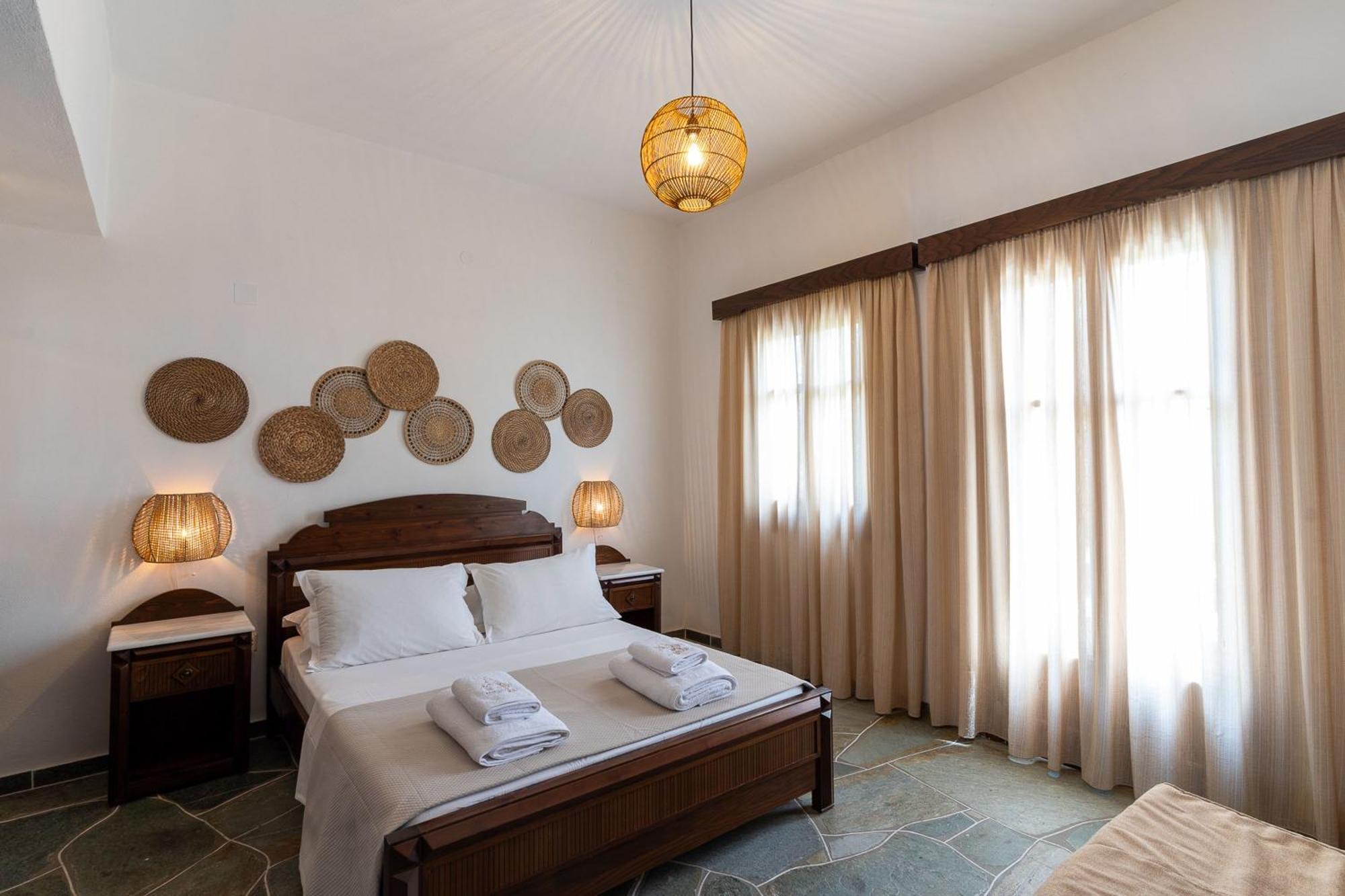 Mirsini Apartments In Sifnos Vathi  Exterior photo