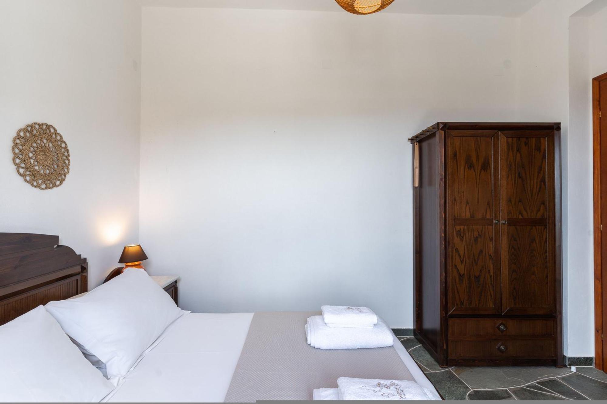 Mirsini Apartments In Sifnos Vathi  Exterior photo